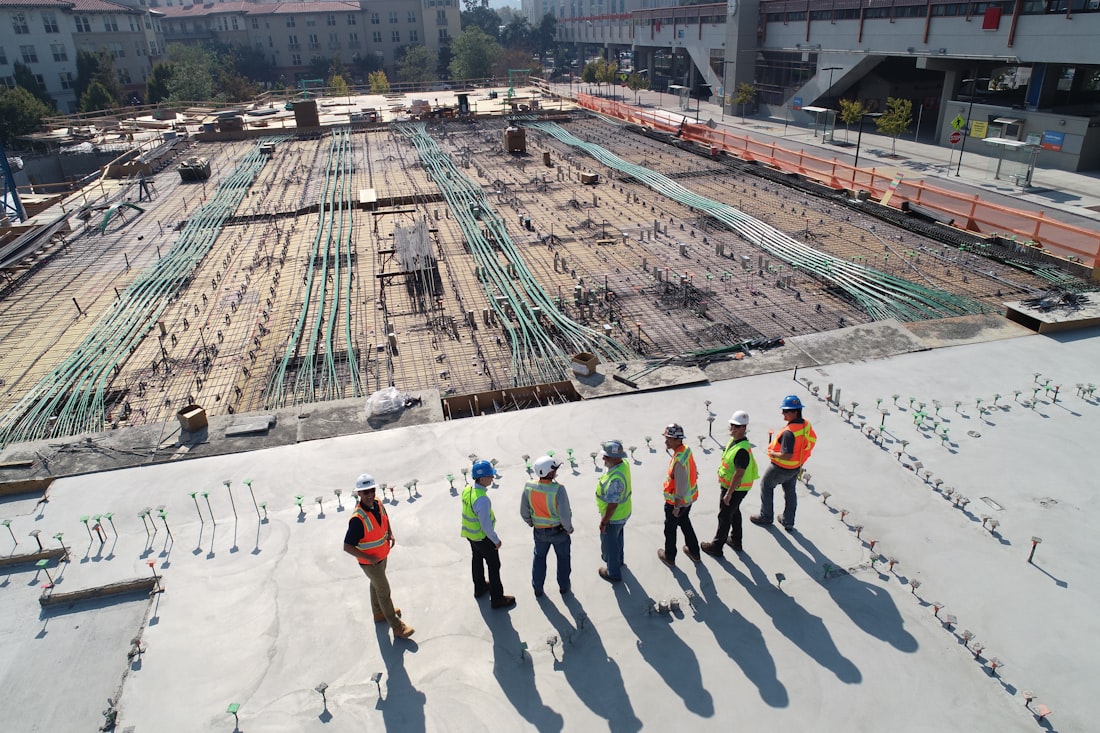 Equipo de Lurema Services en obra